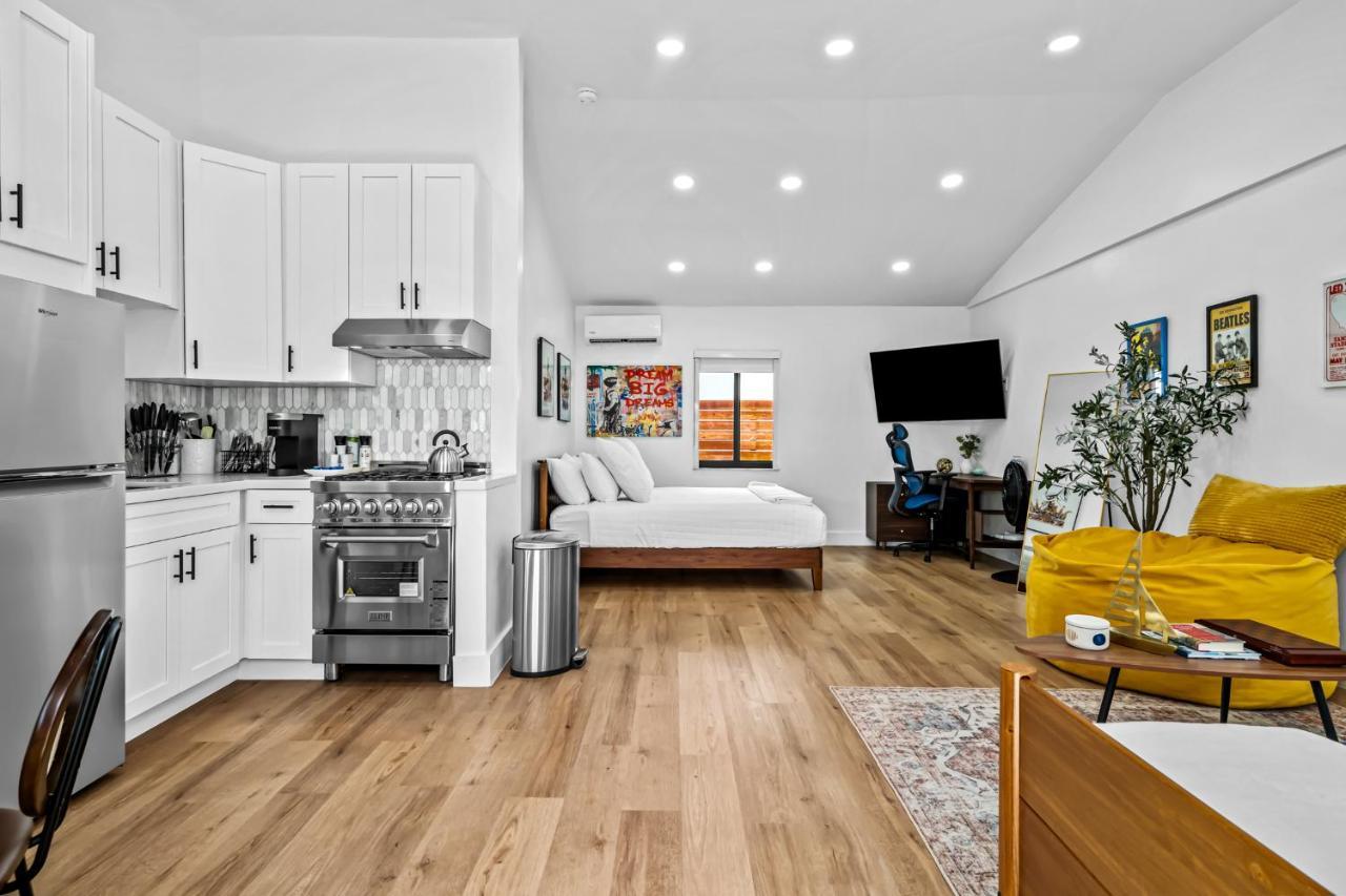 Вилла The Freedom House • Urban Oasis • Eclectic Retreat Форт-Лодердейл Экстерьер фото