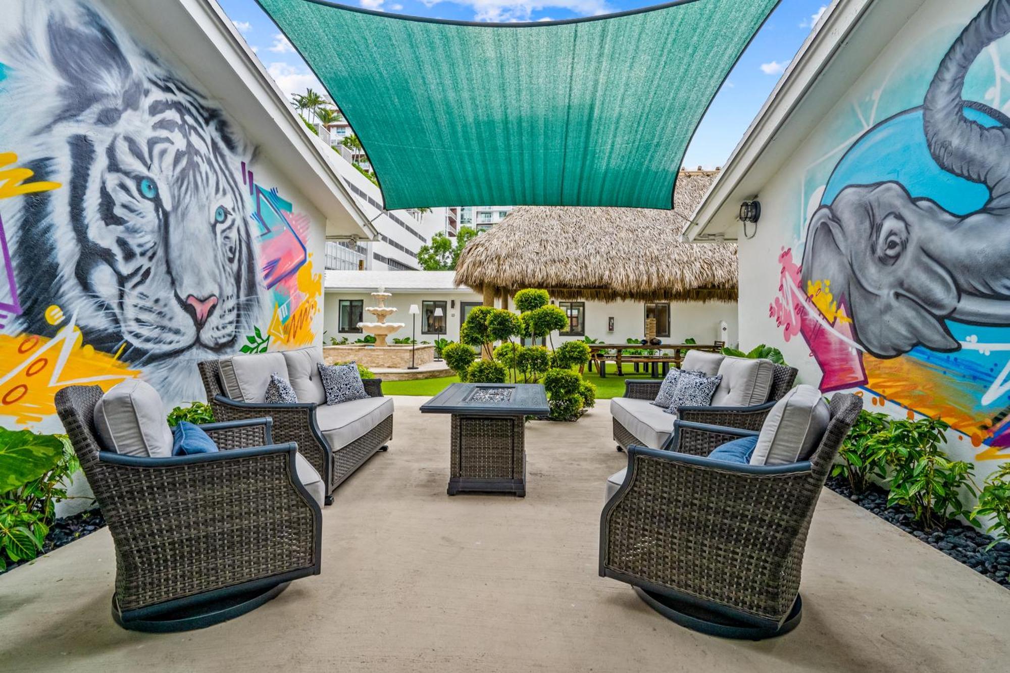 Вилла The Freedom House • Urban Oasis • Eclectic Retreat Форт-Лодердейл Экстерьер фото