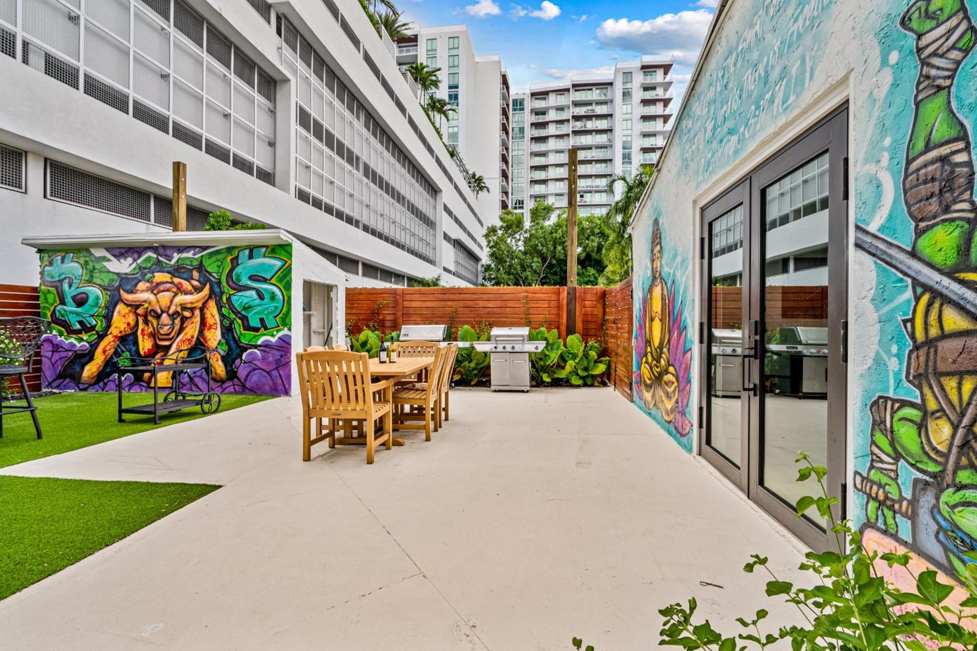 Вилла The Freedom House • Urban Oasis • Eclectic Retreat Форт-Лодердейл Экстерьер фото